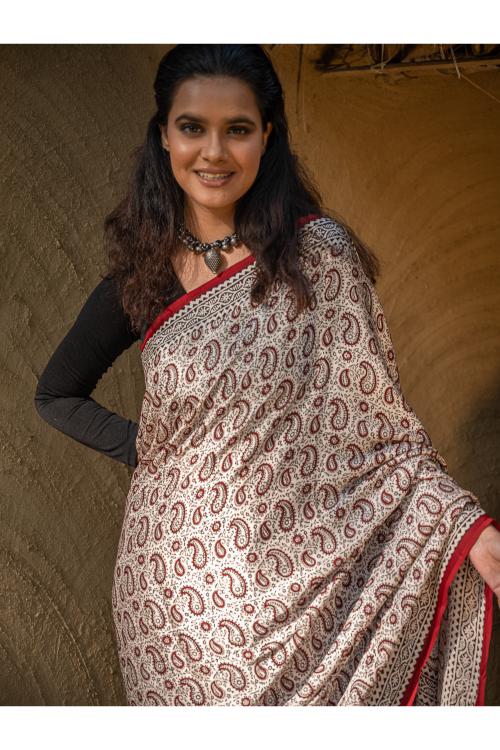 Exclusive Bagh Hand Block Printed Modal Satin Saree - White Paisleys - Image 2