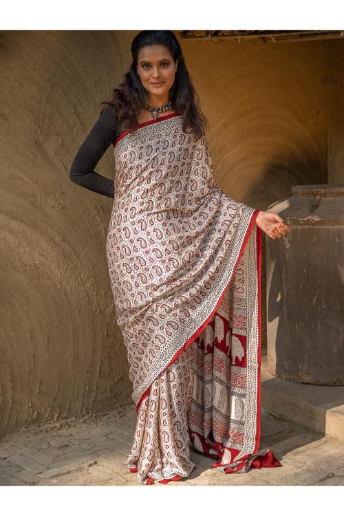 Exclusive Bagh Hand Block Printed Modal Satin Saree - White Paisleys - Image 4