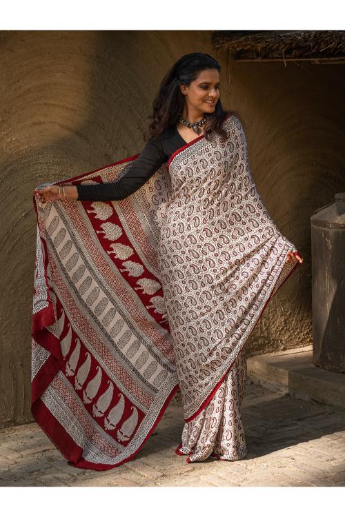 Exclusive Bagh Hand Block Printed Modal Satin Saree - White Paisleys - Image 8
