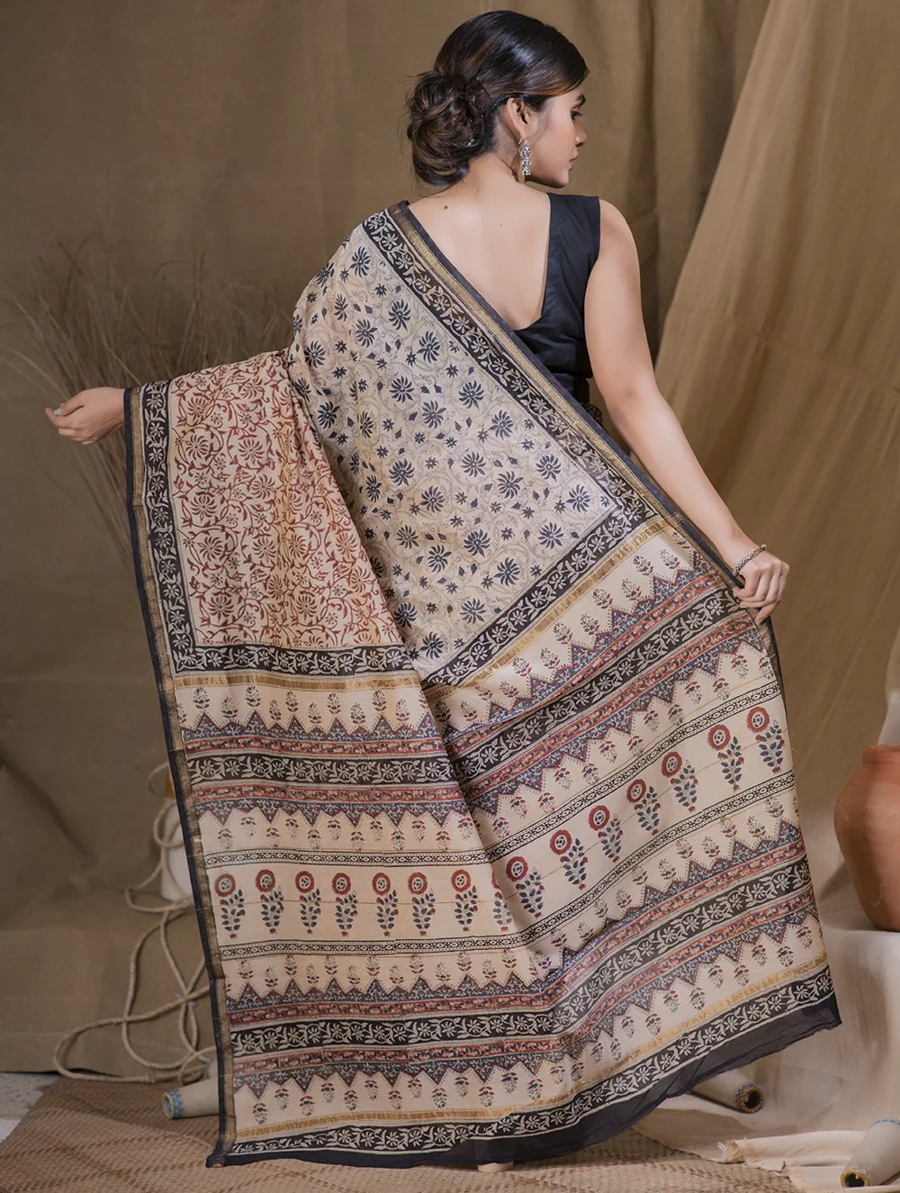 TICH Bagru Block Printed Chanderi Saree - Floral Grace (With Blouse Piece) - Image 4