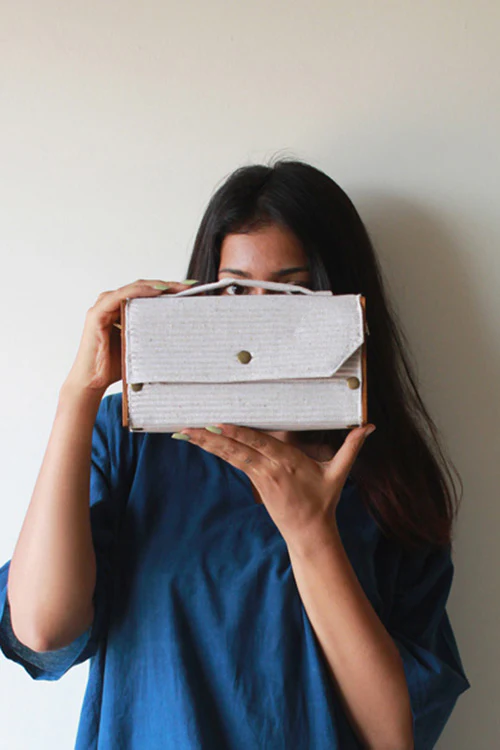 Lukka Chuppi Fog Box Clutch - Single Sleeve - Image 5