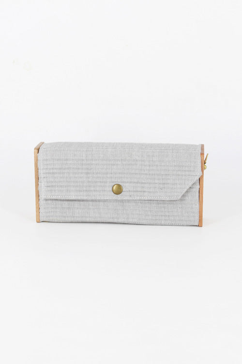 Lukka Chuppi Fog Mini Clutch - Single Sleeve - Image 5