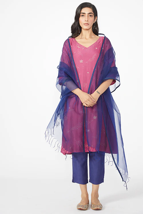 Okhai 'Galaxy' Embroidered Kurta Pant Dupatta Set - Image 4
