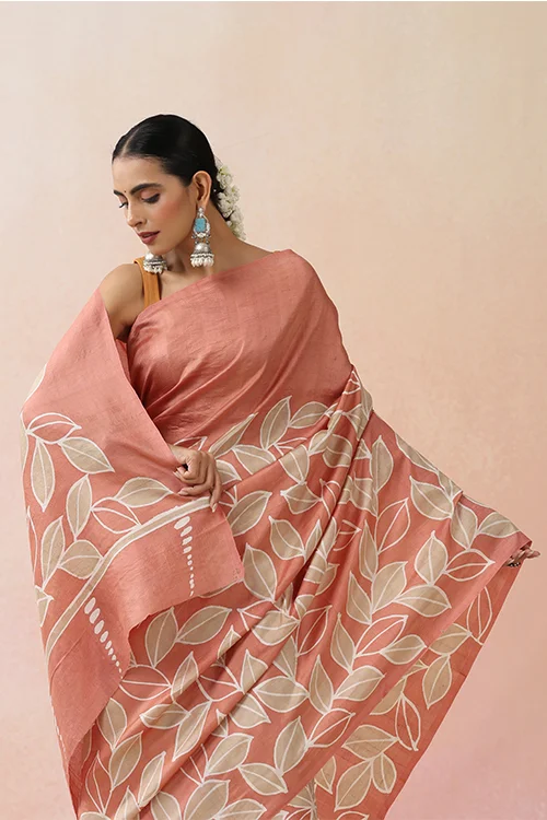 GC 'Bloom' Handwoven Hand Batik Pure Silk with SilkMark Saree - Image 3