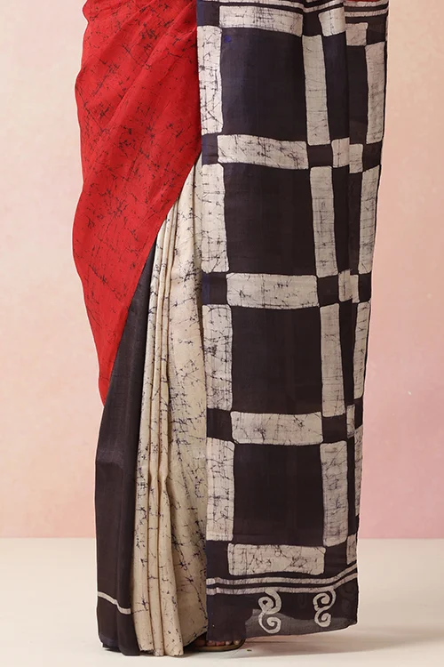 GC 'Check' Handwoven Hand Batik Pure Silk with SilkMark Saree - Image 2
