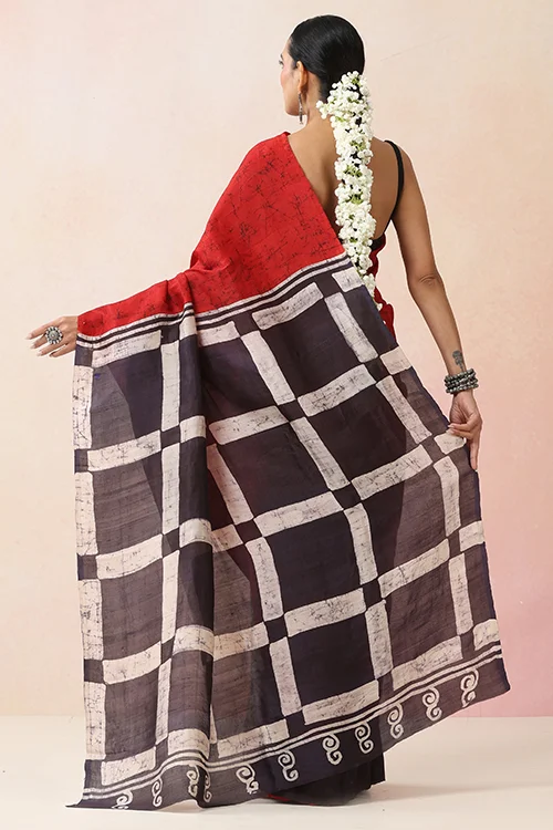 GC 'Check' Handwoven Hand Batik Pure Silk with SilkMark Saree - Image 5