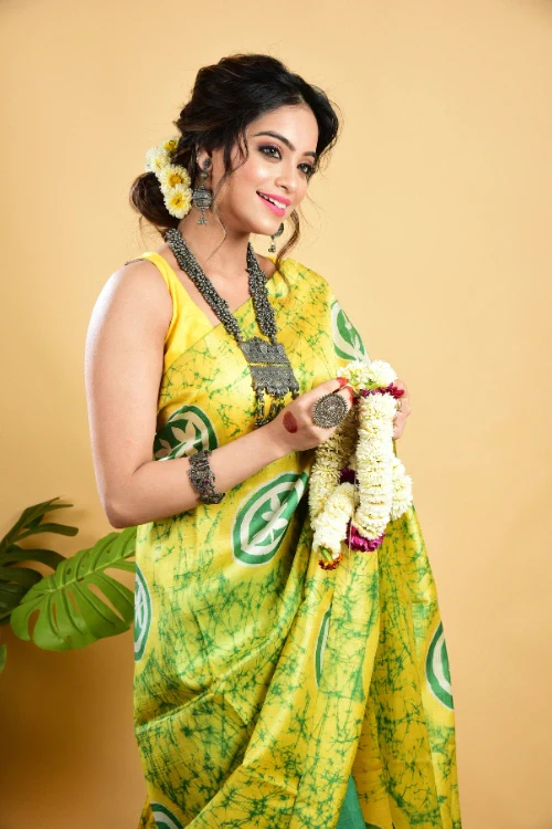 GC 'Hazel' Handwoven Hand Batik Pure Silk with SilkMark Saree - Image 5