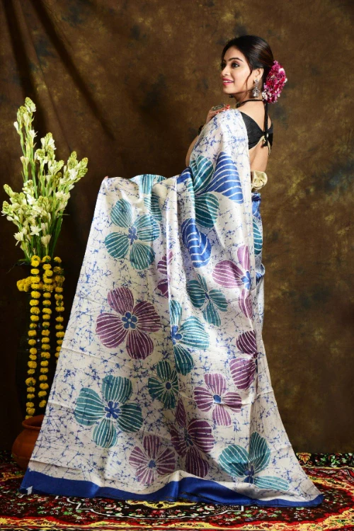 GC 'Pancy' Handwoven Hand Batik Pure Silk with SilkMark Saree - Image 4