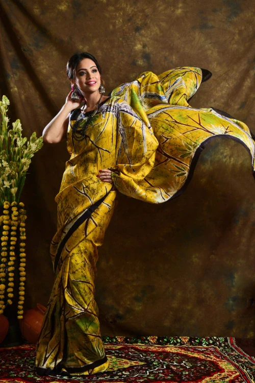 GC 'Sparrow' Handwoven Hand Batik Pure Silk with SilkMark Saree - Image 5