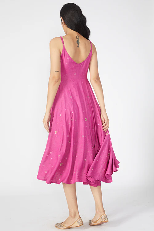 Okhai 'Godlike' Embroidered Dress With Dupatta - Image 6