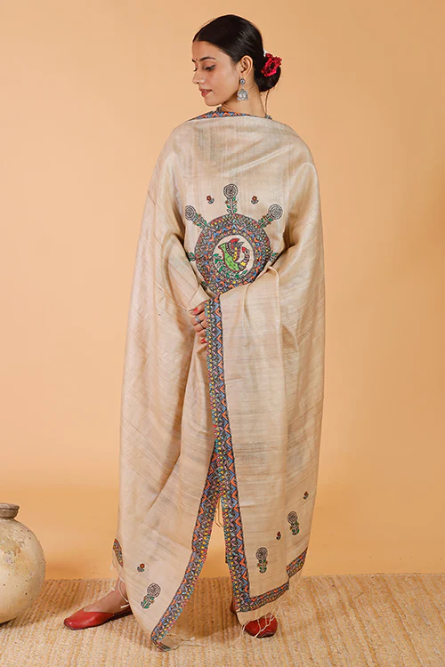 Gubbaro Handpainted Madhubani 'Maithili' Tussar Silk Dupatta - Image 3
