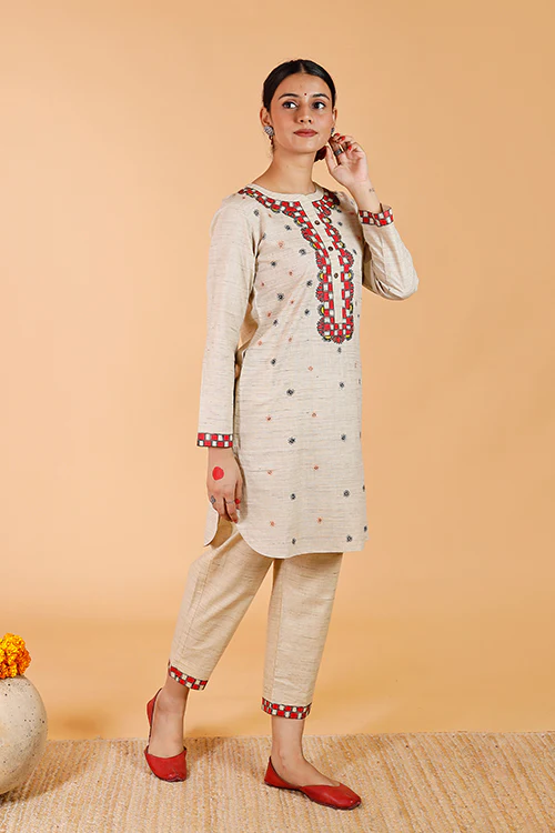 Gubbaro Handpainted Madhubani 'Suryakamal' Cotton Pant