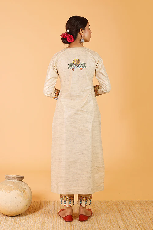 Gubbaro Handpainted Madhubani 'Surmai Kamal' Cotton Kurta - Image 4