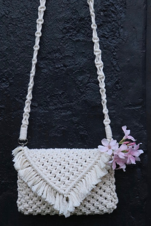 House of Macrame Handcrafted Macrame Clutch Bag with swing (Off-white) - Image 3