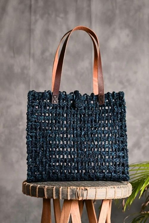 Kadam Haat Handmade Sabai Grass Mesh Bag - Large (Neer) - Image 7