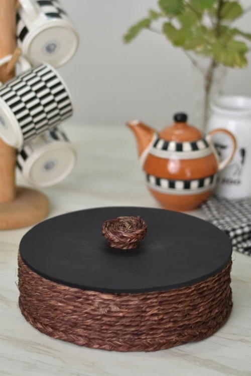 Kadam Haat Handmade Sabai Grass Roti Box - Brown - Image 8