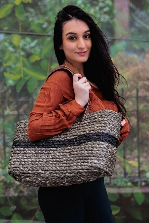 Kadam Haat Handmade Sabai Grass Shopping Bag - Black - Image 3