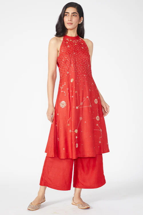 Okhai 'Helios' Embroidered Kurta Pant Dupatta Set - Image 4