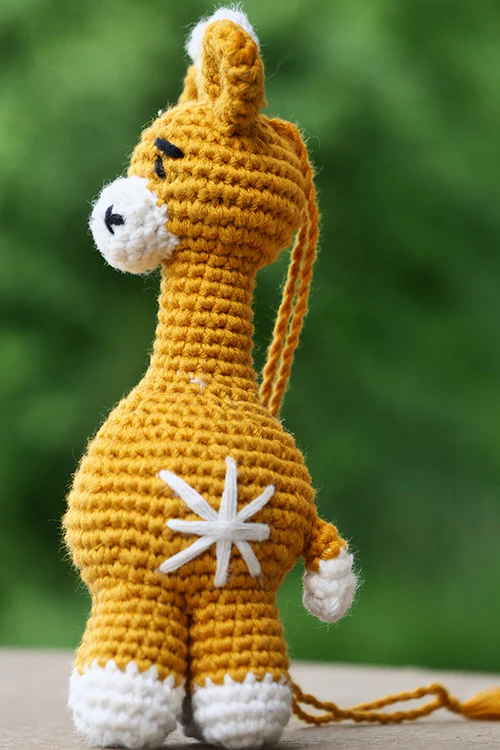 Himalayan Blooms Hand Made Crochet Soft Toys - Giraffe - Image 3