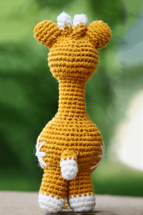 Himalayan Blooms Hand Made Crochet Soft Toys - Giraffe - Image 4