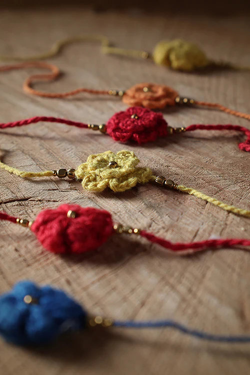 Himalayan Blooms Pk Of 6 Moti Rakhi - Image 3