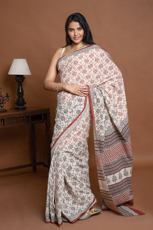 ICH Bagru Statements. Hand Block Printed Mul Cotton Saree - Beige Flora - Image 7