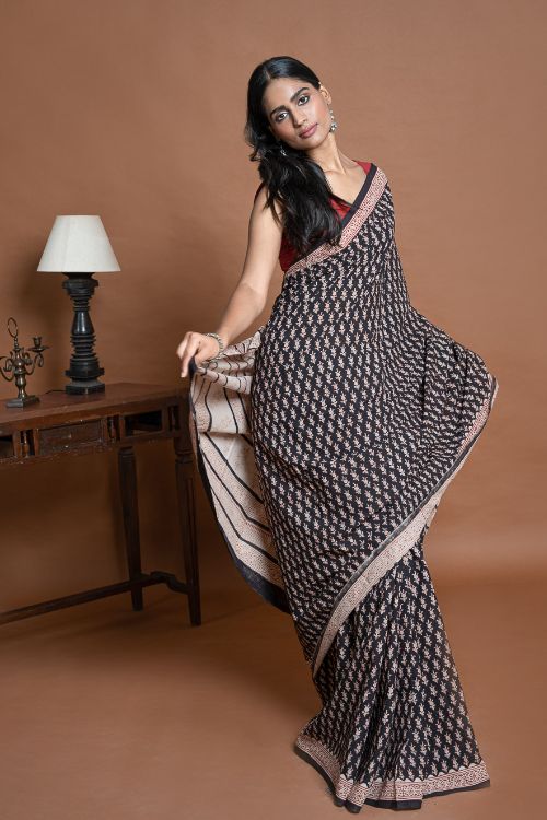ICH Bagru Statements. Hand Block Printed Mul Cotton Saree - Black Florets - Image 6