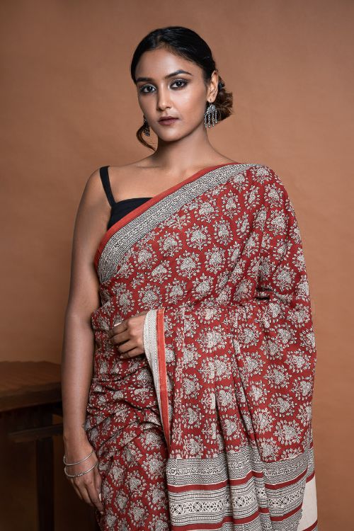 ICH Bagru Statements. Hand Block Printed Mul Cotton Saree - Brick Ornate - Image 10