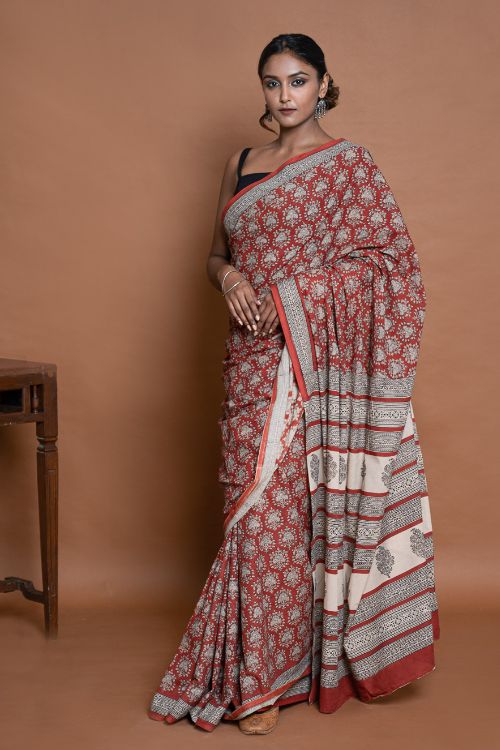 ICH Bagru Statements. Hand Block Printed Mul Cotton Saree - Brick Ornate - Image 2