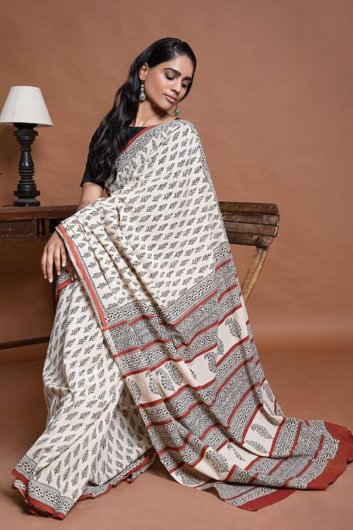 ICH Bagru Statements. Hand Block Printed Mul Cotton Saree - Cream Leaf - Image 4