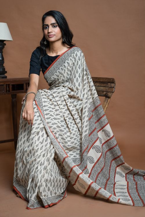ICH Bagru Statements. Hand Block Printed Mul Cotton Saree - Cream Leaf - Image 6
