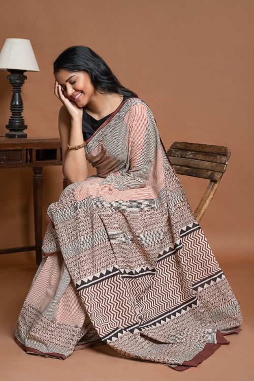 ICH Bagru Statements. Hand Block Printed Mul Cotton Saree - Geometrics - Image 2
