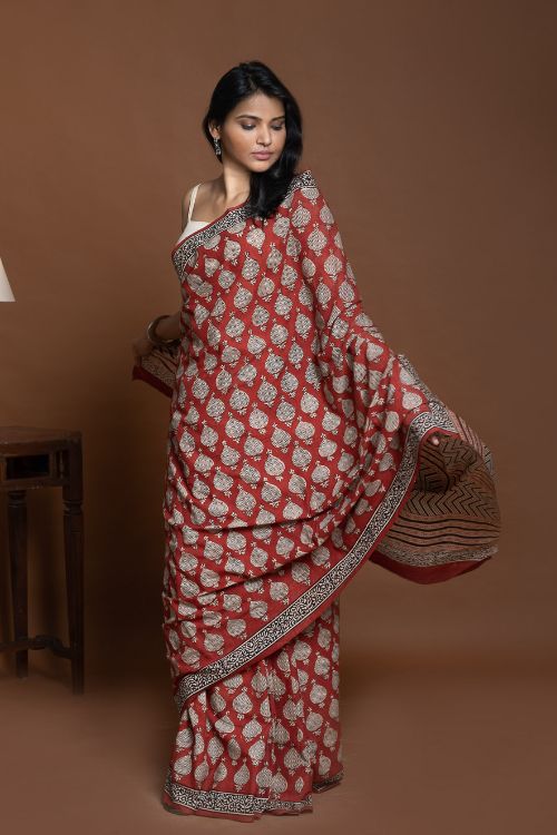 ICH Bagru Statements. Hand Block Printed Mul Cotton Saree - Red Ornate - Image 3