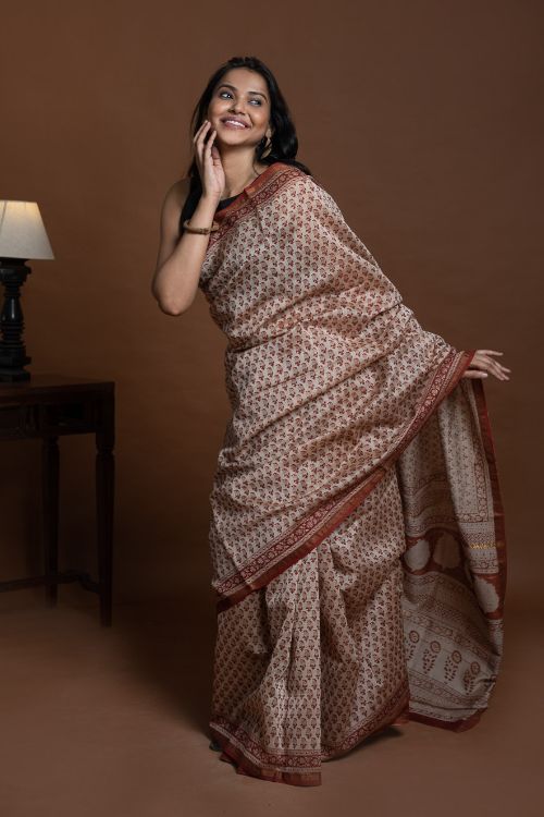 ICH Chanderi Elegance. Bagru Hand Block Printed Saree - Deep Red Florets - Image 3