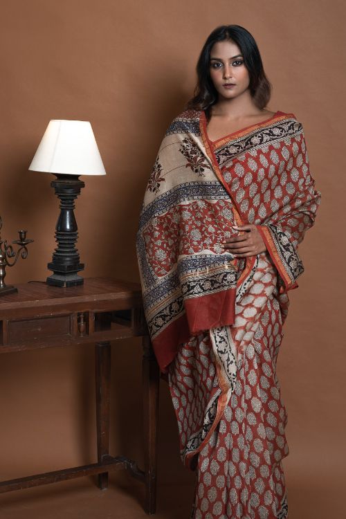 ICH Chanderi Elegance. Bagru Hand Block Printed Saree - Red & Beige Florets - Image 2