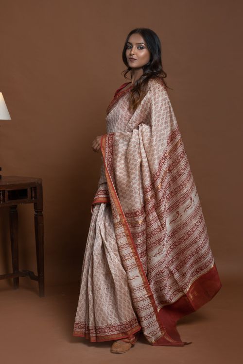 ICH Chanderi Elegance. Bagru Hand Block Printed Saree -Red Florets - Image 4