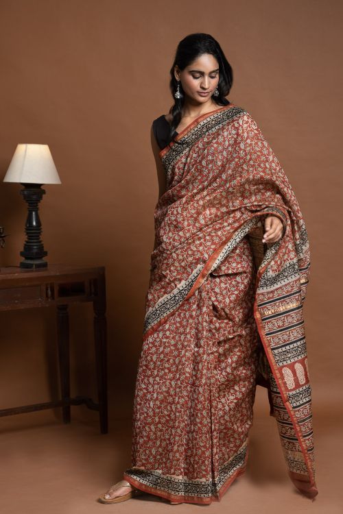 ICH Chanderi Elegance. Bagru Hand Block Printed Saree - Red Jaal - Image 4