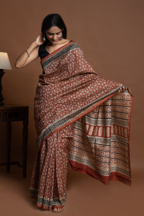 ICH Chanderi Elegance. Bagru Hand Block Printed Saree - Red Jaal - Image 5