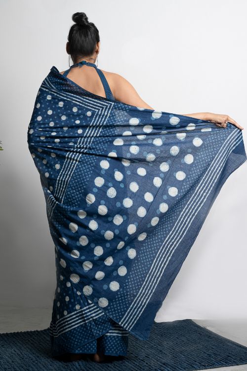 ICH Cotton Appeal. Dabu Hand Block Printed Mul Cotton Saree - Blue Polka - Image 3