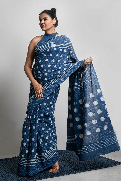 ICH Cotton Appeal. Dabu Hand Block Printed Mul Cotton Saree - Blue Polka - Image 4