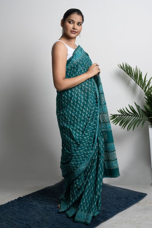 ICH Cotton Appeal. Dabu Hand Block Printed Mul Cotton Saree - Green Leaf - Image 3