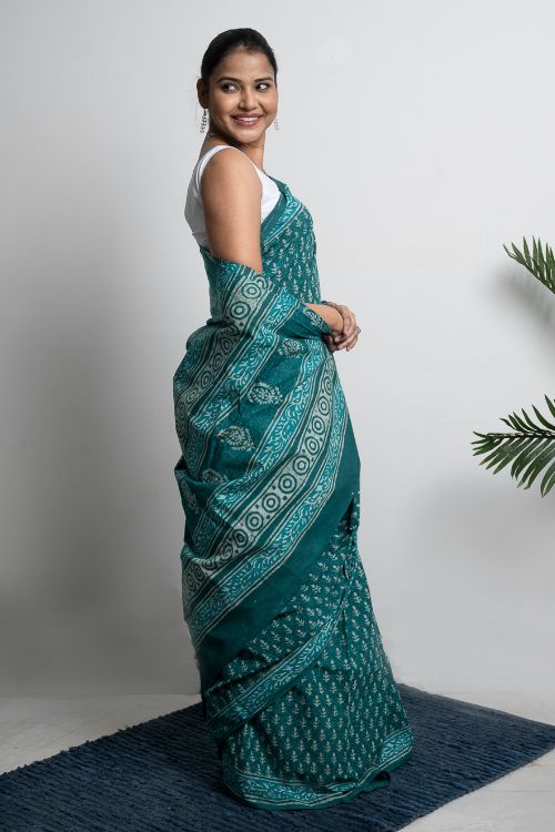 ICH Cotton Appeal. Dabu Hand Block Printed Mul Cotton Saree - Green Leaf - Image 4