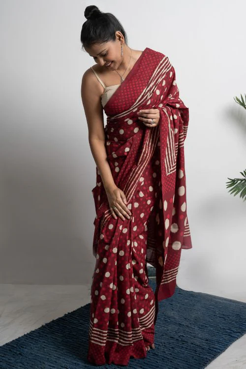 ICH Cotton Appeal. Dabu Hand Block Printed Mul Cotton Saree- Red Polka - Image 6