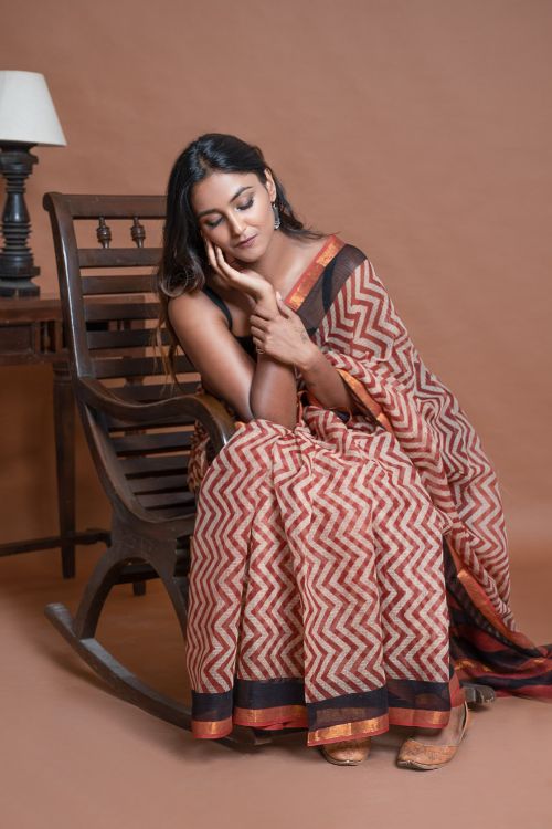 ICH Light & Breezy Bagru Hand Block Printed Kota Doria Saree - Red Zigzags - Image 8