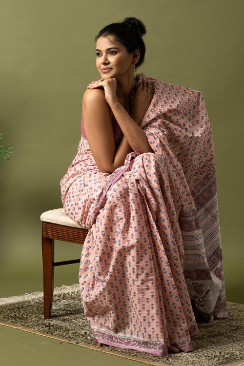 ICH Sanganer Statements. Hand Block Printed Mul Cotton Saree - Peach Florets - Image 7