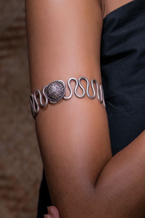 India Craft House Pure Silver Traditional Maharashtrian Armband - Baazuband - Image 2