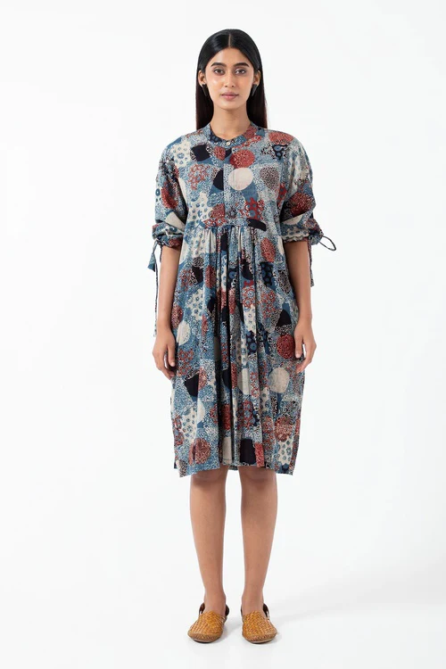 Inkriti "Anti-fit" Block Printed Organic Cotton Dress - Indigo - Image 3