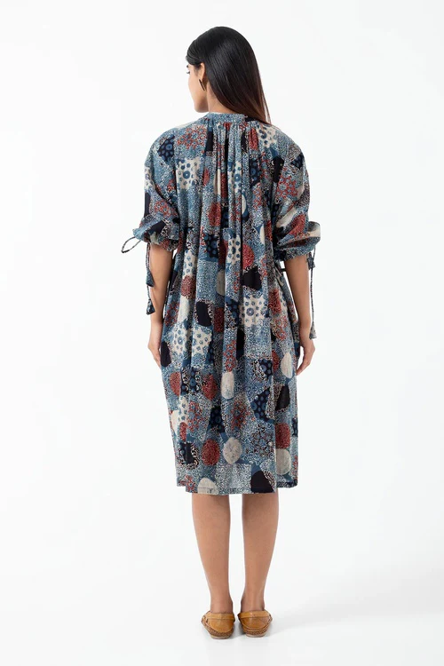 Inkriti "Anti-fit" Block Printed Organic Cotton Dress - Indigo - Image 7
