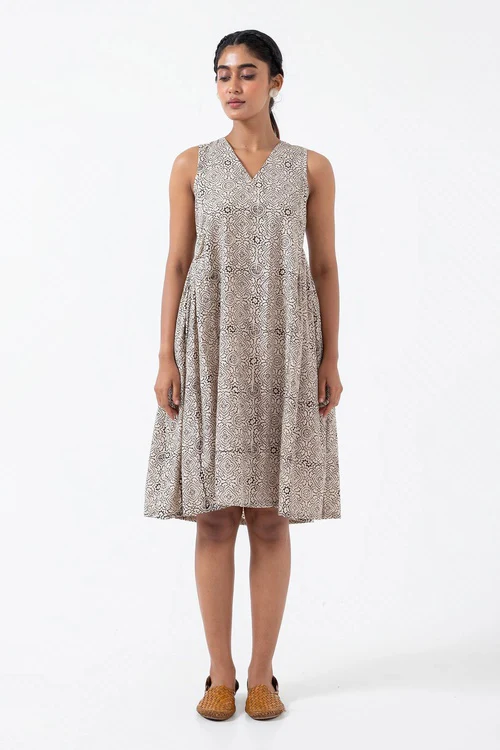 Inkriti "Sunday" Block Printed Organic Cotton Dress - White Skyline - Image 3