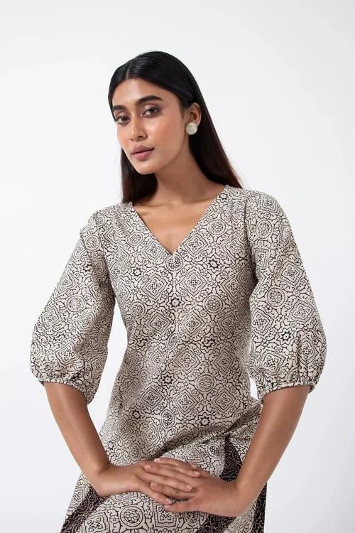 Inkriti "Swirl" Block Printed Organic Cotton Dress - White Skyline - Image 4